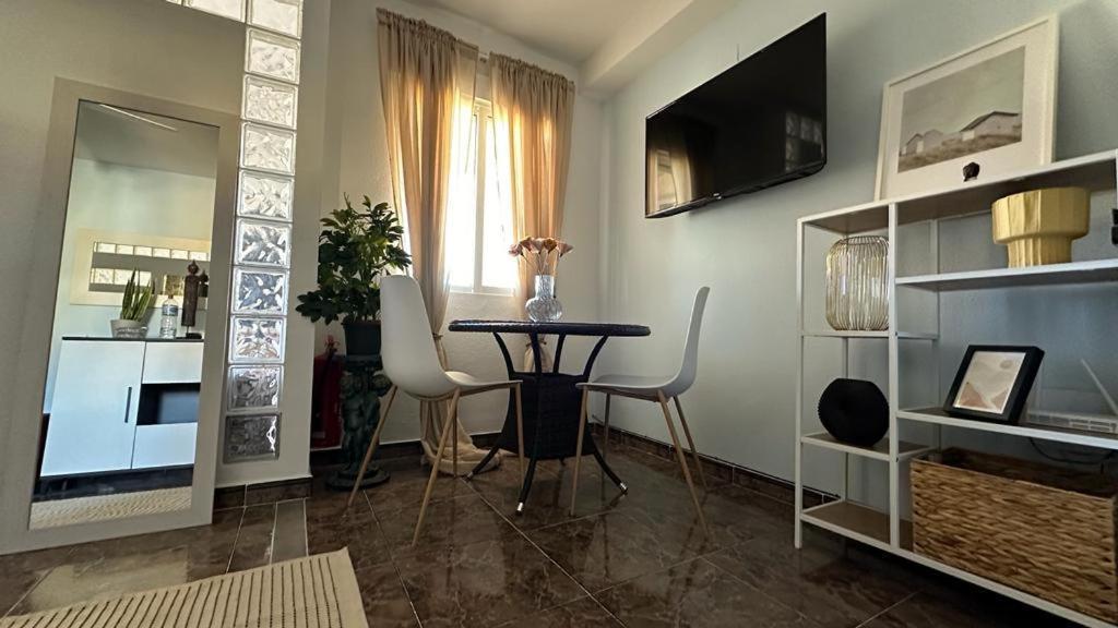 Playa De Los Naufragos Cozy Apartment With Pool Torrevieja Exterior foto
